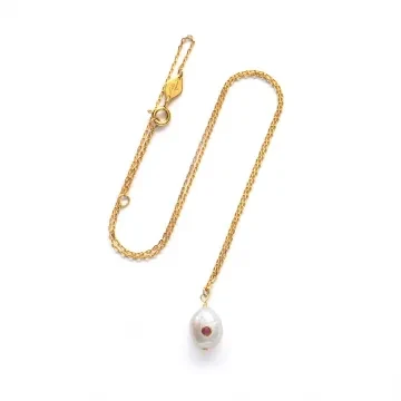 ANNI LU Halskæde til Dame udført i Messing, Guld, Perle i en flot Guld farve