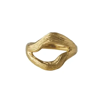 Pernille Corydon Ring til Dame udført i 925 Sterling Sølv i en flot Guld farve