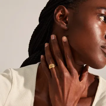 Pilgrim Ring til Dame udført i Messing i en flot Guld farve
