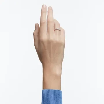 Swarovski Ring til Dame udf&oslash;rt i  i en flot S&oslash;lv farve