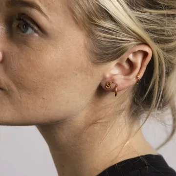 IX Studios Ørering Single til Dame udført i 925 Sterling Sølv i en flot Guld farve