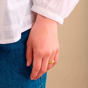 Pernille Corydon Ring til Dame udført i 925 Sterling Sølv i en flot Guld farve