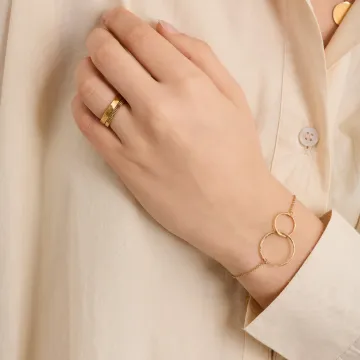 Pernille Corydon Ring til Dame udført i 925 Sterling Sølv i en flot Guld farve