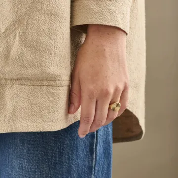 Pernille Corydon Ring til Dame udført i 925 Sterling Sølv i en flot Guld farve