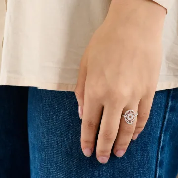Pernille Corydon Ring til Dame udført i 925 Sterling Sølv i en flot Sølv farve
