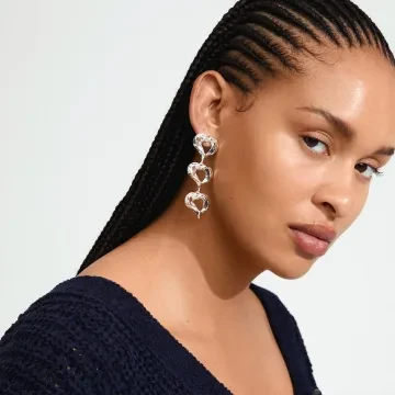 Pilgrim &Oslash;reringe til Dame udf&oslash;rt i Zink i en flot S&oslash;lv farve