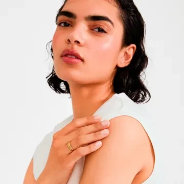 Pilgrim Ring til Dame udført i Messing i en flot Guld farve