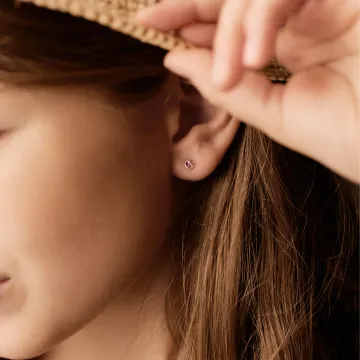 Blomdahl Øreringe til Dreng, Pige udført i Plast i en flot Lyserød farve