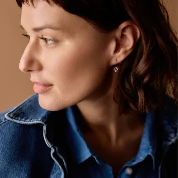 Blomdahl Øreringe til Dreng, Pige udført i Titanium i en flot Lyserød farve