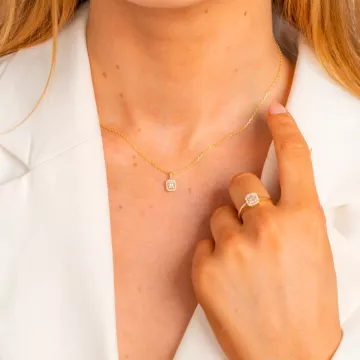 Mads Z Ring til Dame udført i Guld i en flot Guld farve