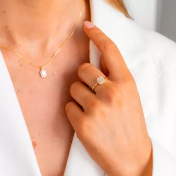 Mads Z Ring til Dame udført i Guld i en flot Guld farve