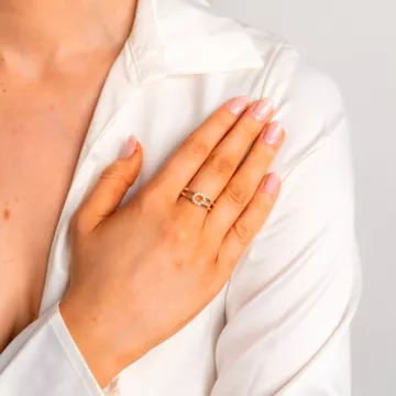 Mads Z Ring til Dame udført i Guld i en flot Guld farve