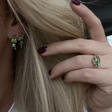 Mads Z Ring til Dame udført i Guld i en flot Guld, Grøn farve