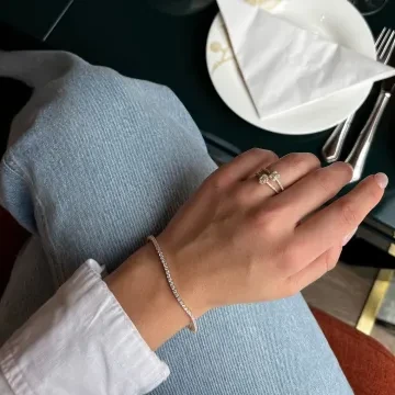 Mads Z Ring til Dame udført i Guld i en flot Guld farve