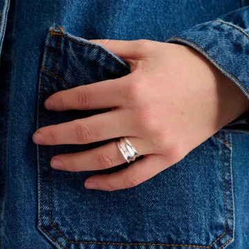Pernille Corydon Ring til Dame udført i 925 Sterling Sølv i en flot Sølv farve