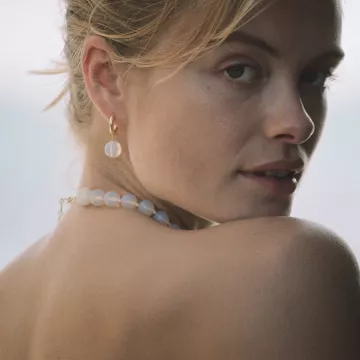 ANNI LU Øreringe til Dame udført i Messing i en flot Guld farve