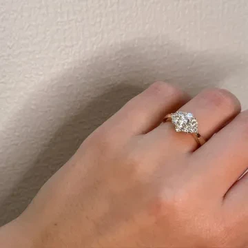 Mads Z Ring til Dame udført i Guld i en flot Guld farve