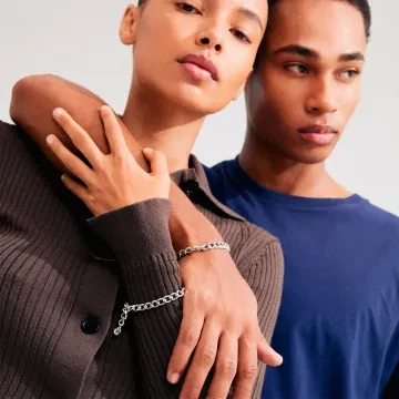 Pilgrim Armbånd til Herre, Dame udført i Messing i en flot Sølv farve