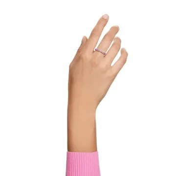 Swarovski Ring til Dame udført i  i en flot Lyserød, Sølv farve