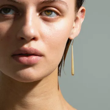 Jane Kønig Ørering Single til Dame udført i 925 Sterling Sølv, Guld i en flot Guld farve