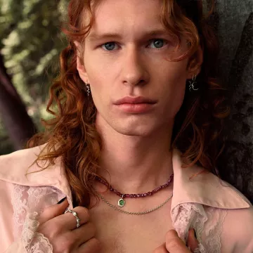 Maanesten Halskæde til Dame udført i 925 Sterling Sølv i en flot Guld farve