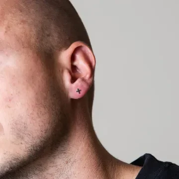 IX Studios Ørering Single til Herre, Dame udført i 925 Sterling Sølv i en flot Sølv farve