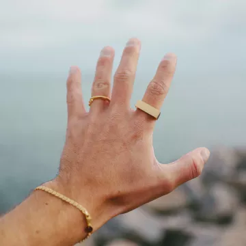 IX Studios Ring til Herre, Dame udført i 925 Sterling Sølv i en flot Guld farve