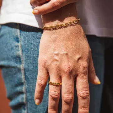 IX Studios Ring til Herre, Dame udført i 925 Sterling Sølv i en flot Guld farve