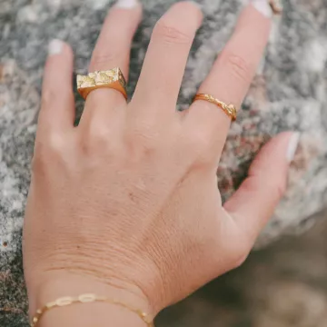 IX Studios Ring til Herre, Dame udført i 925 Sterling Sølv i en flot Guld farve