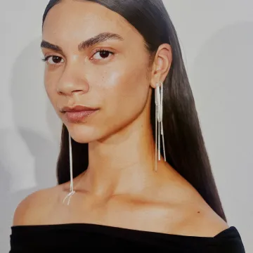 Jane Kønig Ørering Single til Dame udført i 925 Sterling Sølv, Guld i en flot Sølv farve