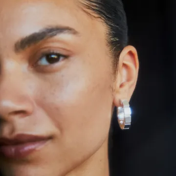 Jane Kønig Ørering Single til Dame udført i 925 Sterling Sølv, Guld i en flot Guld farve