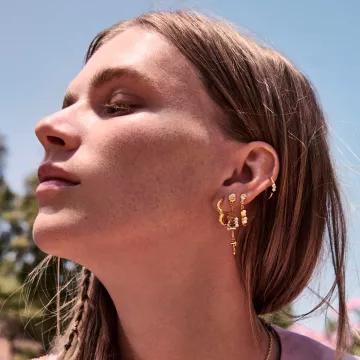 Maanesten Øreringe til Dame udført i 925 Sterling Sølv i en flot Sølv farve