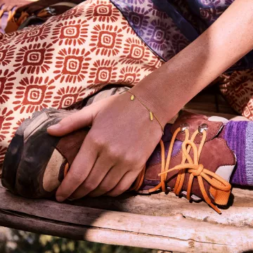 Maanesten Armbånd til Dame udført i 925 Sterling Sølv i en flot Guld farve