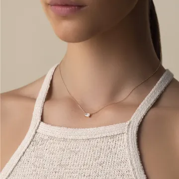 Suzanne Kalan Halskæde til Dame udført i Guld i en flot Guld farve