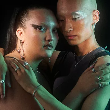 Maria Black Halskæde til Dame udført i 925 Sterling Sølv i en flot Guld farve