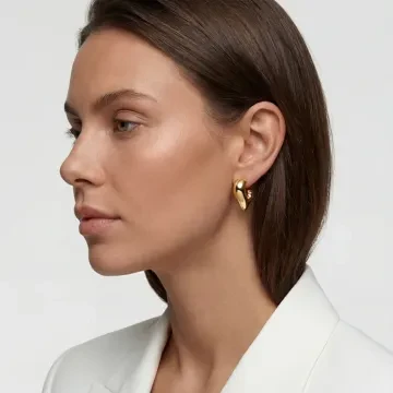 Sif Jakobs &Oslash;reringe til Dame udf&oslash;rt i 925 Sterling S&oslash;lv i en flot Guld farve