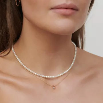 Julie Sandlau Vedhæng til Dame udført i Guld i en flot Guld farve