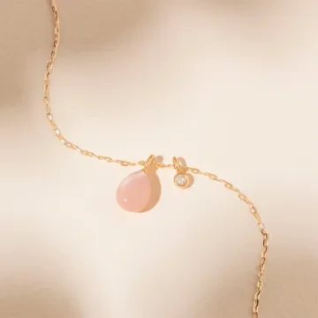 Julie Sandlau Vedhæng til Dame udført i 925 Sterling Sølv i en flot Lyserød farve